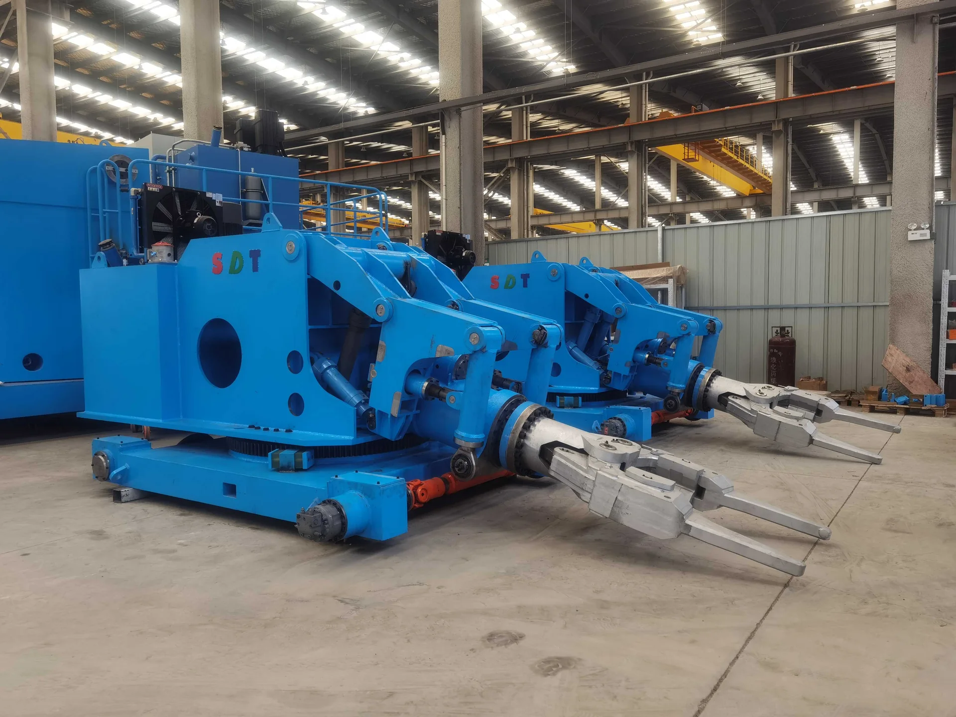 SDT forging manipulator