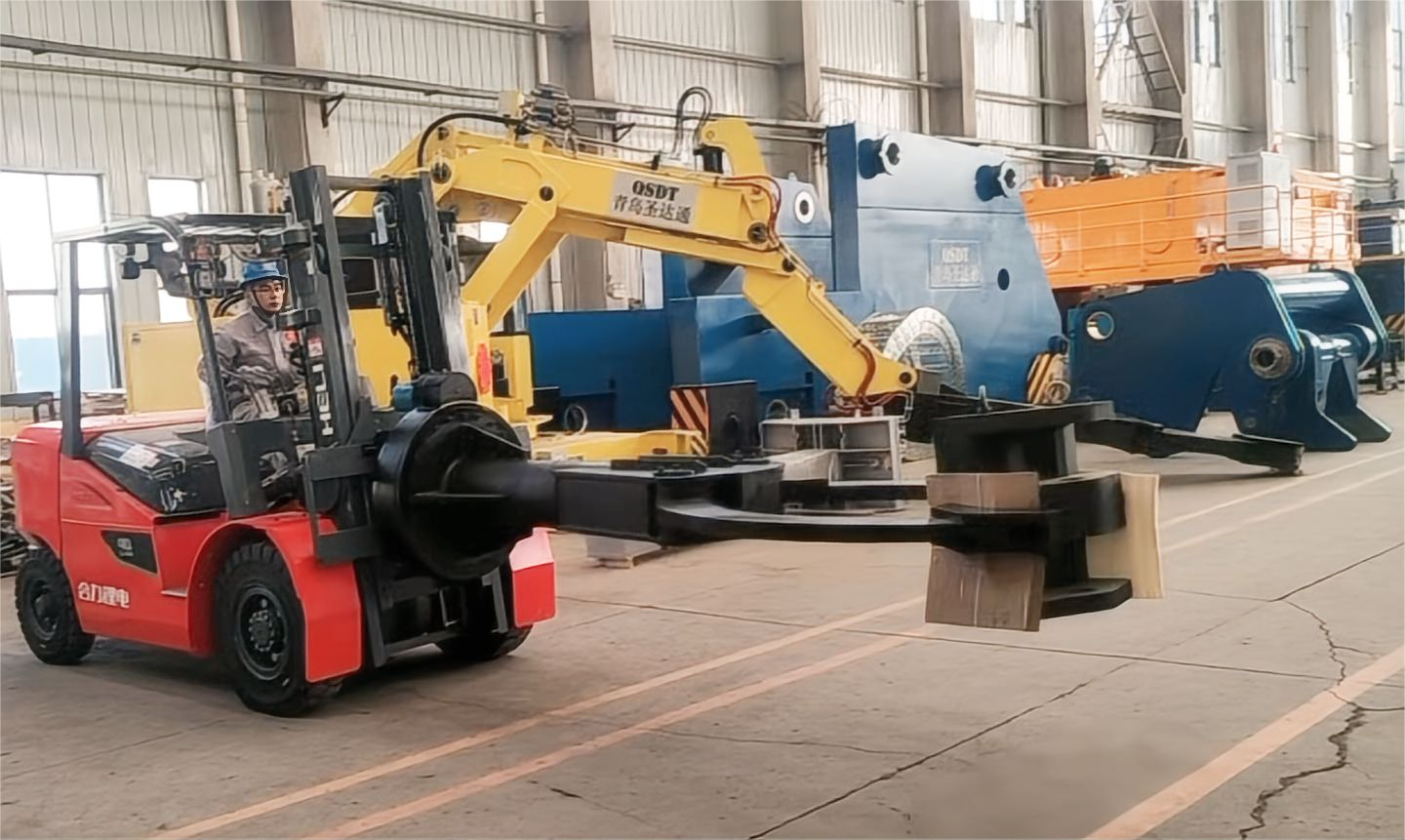 Forklift-Based Charging Machine equipment context