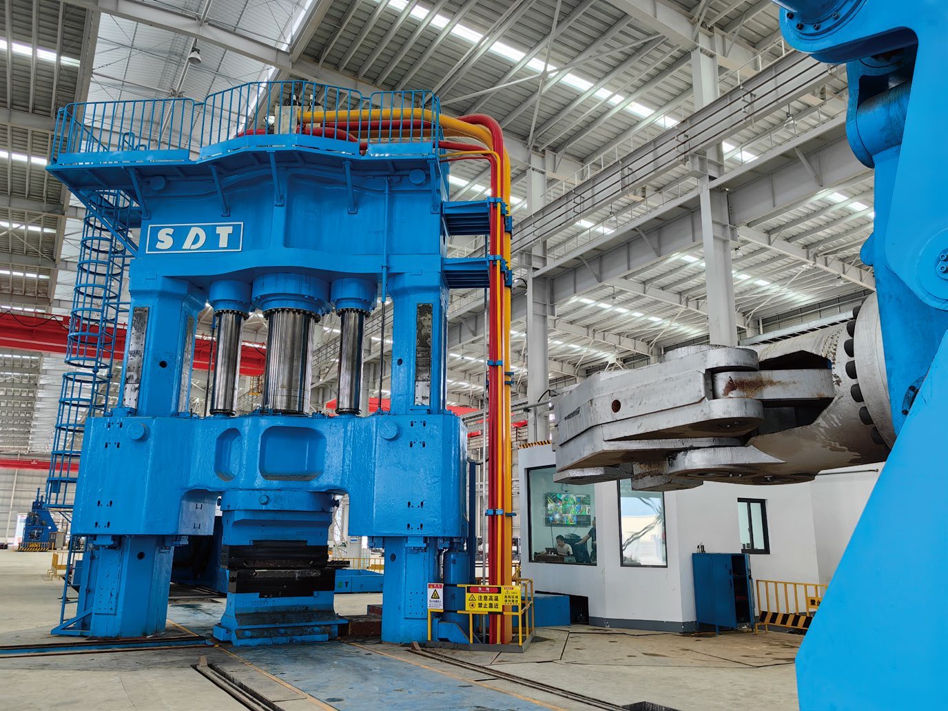 SDT open-die forging press